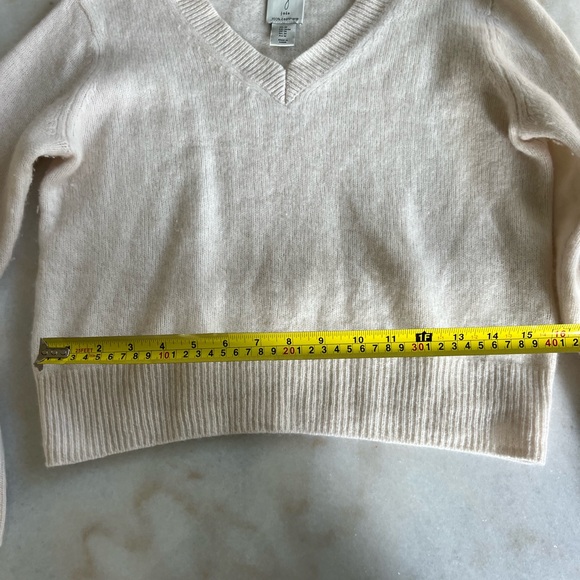 Joie 100% Cashmere Sweater Cream Off White V Neck Classic Preppy Cardigan - Picture 7 of 10